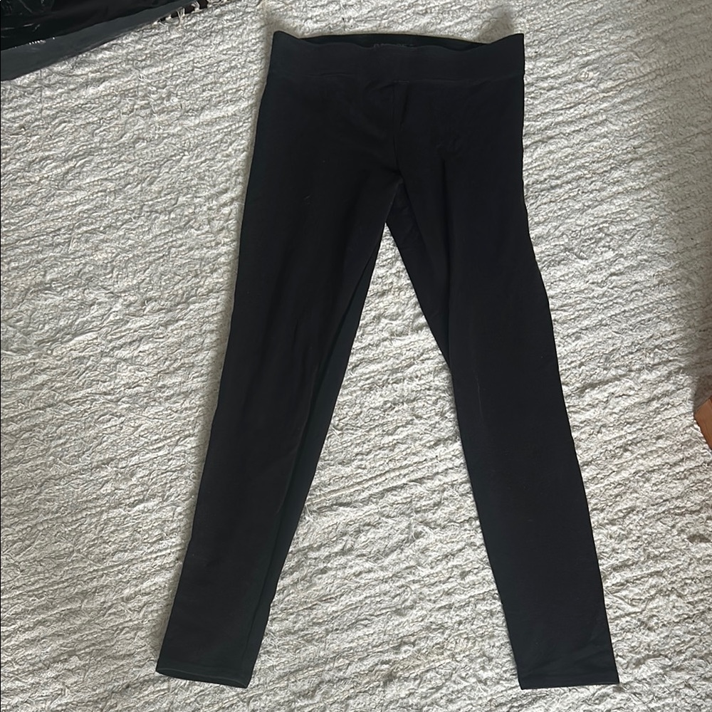 Woman’s Black Leggings